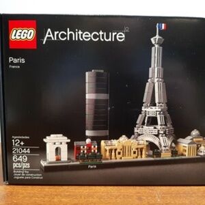 LEGO Architecture "Paris" 21044 UNOPENED
